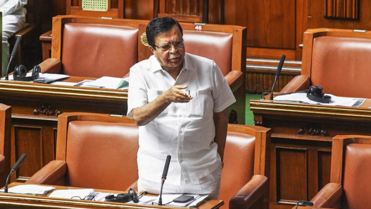 https://www.salarnews.in/public/uploads/images/newsimages/maannewsimage15082025_193530_728x410 Design (3).png